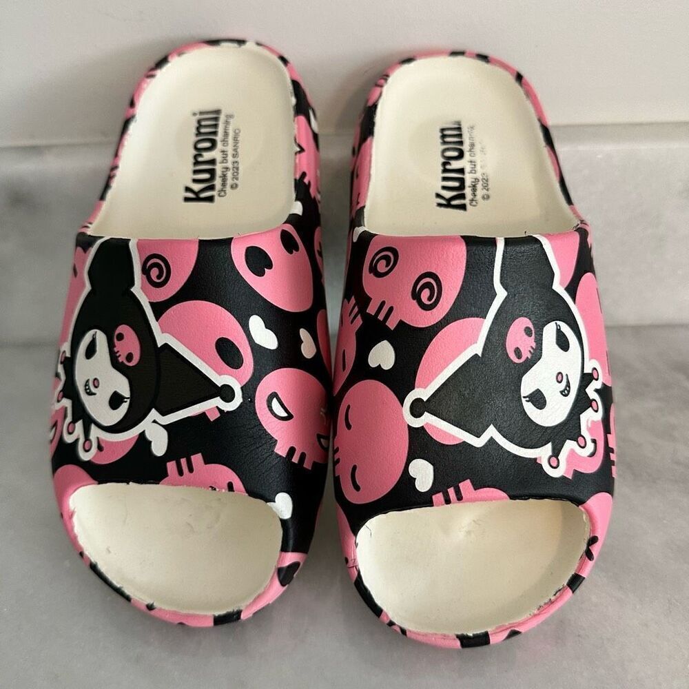 Sanrio Hello Kitty Black Pink Slide Sandals Size 6-6.5